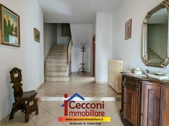 Casa Bi/Trifamiliare in Residenziale
