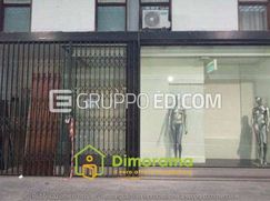 Negozio/Locale commerciale in Commerciale