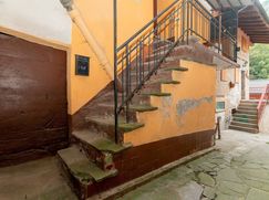 Casa Bi/Trifamiliare in Residenziale