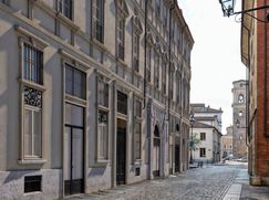Negozio/Locale commerciale in Commerciale