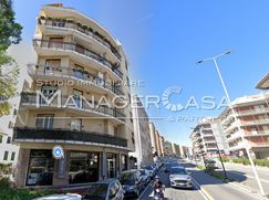 Negozio/Locale commerciale in Commerciale