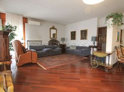 Attico/Mansarda in Residenziale