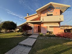 Casa indipendente in Residenziale