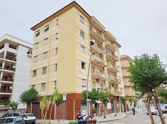 Ufficio in Commerciale