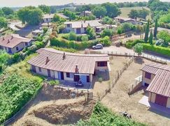 Casa Bi/Trifamiliare in Residenziale