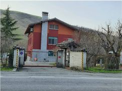 Casa indipendente in Residenziale