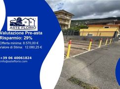 Box/posto auto in Residenziale