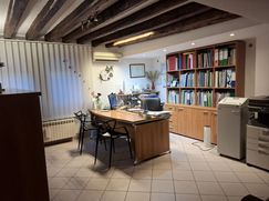 Ufficio in Commerciale