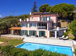 Villa in Residenziale