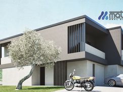 Casa Bi/Trifamiliare in Residenziale
