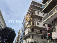 Ufficio in Commerciale