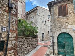 Casa Bi/Trifamiliare in Residenziale