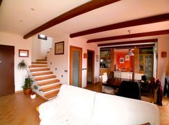 Casa Bi/Trifamiliare in Residenziale