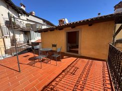 Casa Bi/Trifamiliare in Residenziale