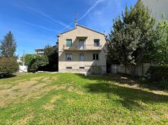 Casa Bi/Trifamiliare in Residenziale