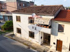 Casa Bi/Trifamiliare in Residenziale