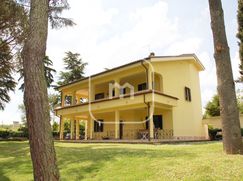 Villa in Residenziale