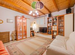 Casa Bi/Trifamiliare in Residenziale