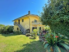 Villa in Residenziale