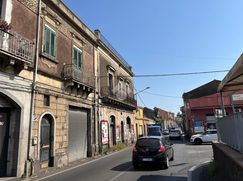 Casa Bi/Trifamiliare in Residenziale