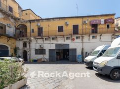Negozio/Locale commerciale in Commerciale