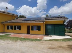 Casa Bi/Trifamiliare in Residenziale