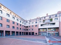 Ufficio in Commerciale
