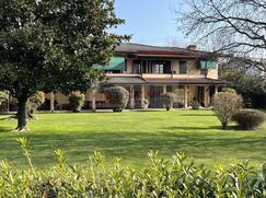 Villa in Residenziale