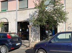 Negozio/Locale commerciale in Commerciale