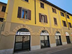 Ufficio in Commerciale