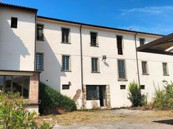 Casa Bi/Trifamiliare in Residenziale