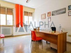Ufficio in Commerciale