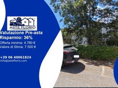 Box/posto auto in Residenziale