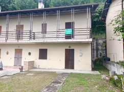Casa Bi/Trifamiliare in Residenziale