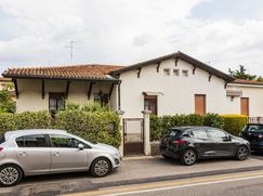 Casa Bi/Trifamiliare in Residenziale