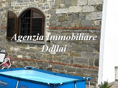 Casa Bi/Trifamiliare in Residenziale
