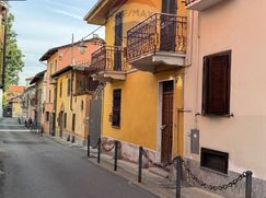Casa Bi/Trifamiliare in Residenziale