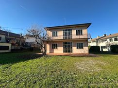 Casa indipendente in Residenziale