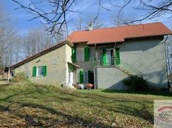 Casa Bi/Trifamiliare in Residenziale