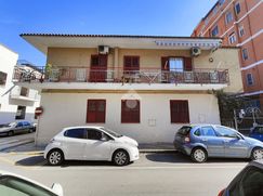 Casa Bi/Trifamiliare in Residenziale