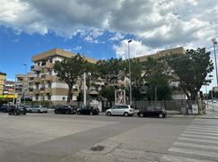 Ufficio in Commerciale