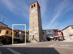 Casa Bi/Trifamiliare in Residenziale