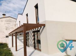 Casa Bi/Trifamiliare in Residenziale