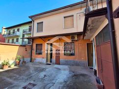 Casa indipendente in Residenziale