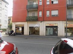 Negozio/Locale commerciale in Commerciale