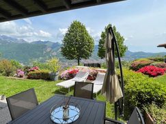 Casa Bi/Trifamiliare in Residenziale