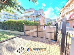 Box/posto auto in Residenziale