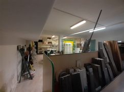 Negozio/Locale commerciale in Commerciale