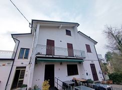 Edificio in Residenziale