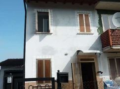 Casa Bi/Trifamiliare in Residenziale